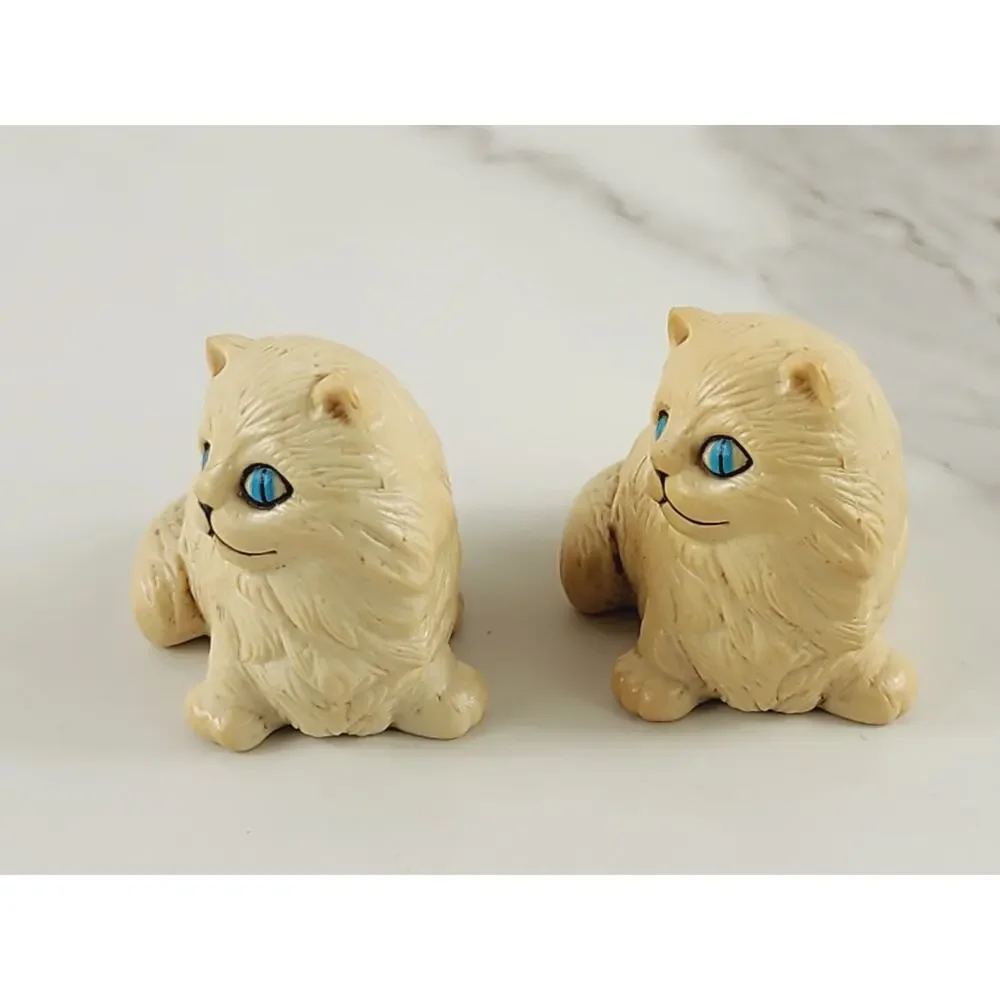 Mini Kitten Cat Figurines Resin 2